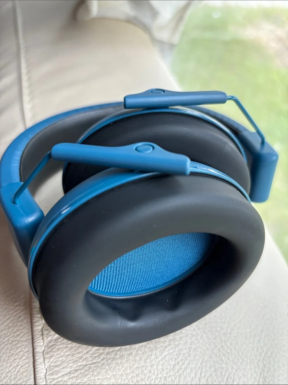 Kids hearing protection earmuffs